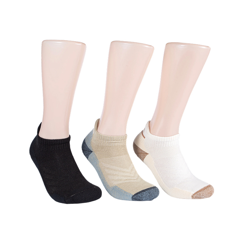 Meias esportivas leves masculinas